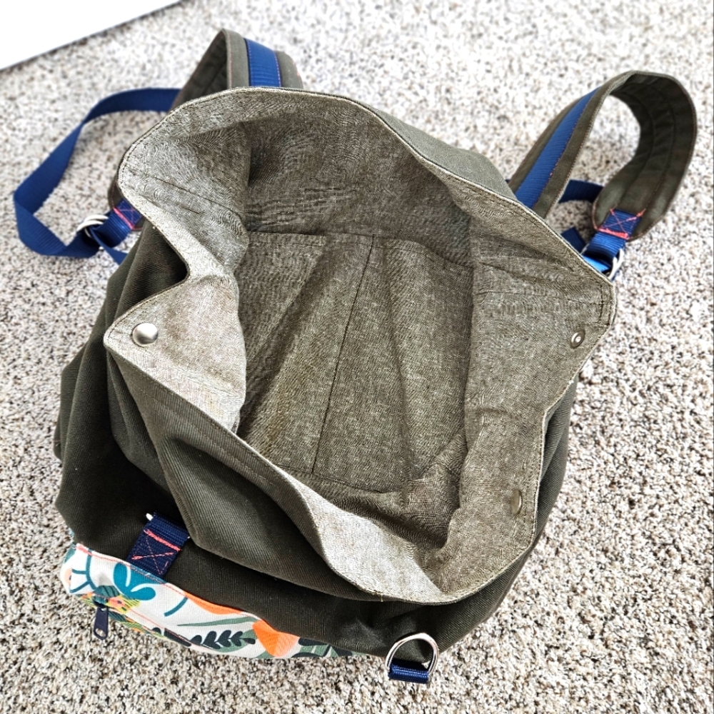 Tailor Backpack - Picture 4 of 4